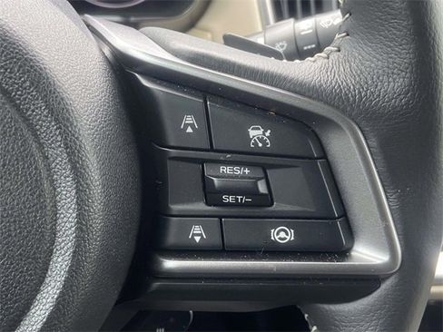 Used 2025 Subaru Outback Limited w/ Popular Package #2 image 16