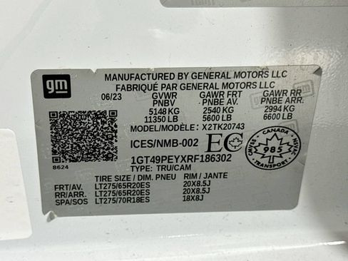 Used 2024 GMC Sierra 2500 AT4 w/ AT4 Premium Plus Package AWD/4WD image 50