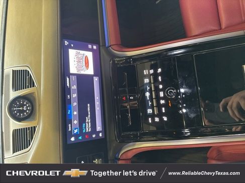 Used 2024 Porsche Panamera 4 image 29