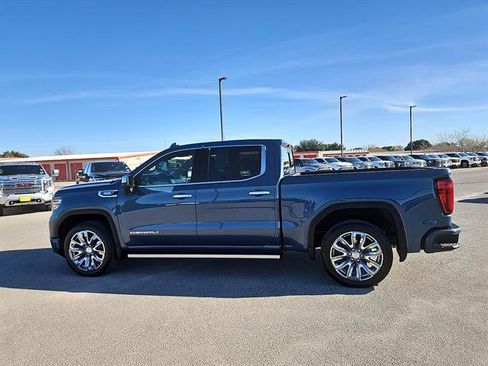 Used 2025 GMC Sierra 1500 Denali w/ Denali Reserve Package image 2