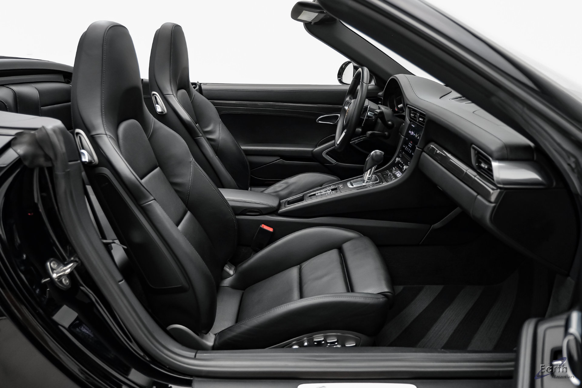 Used 2019 Porsche 911 Turbo S AWD/4WD image 54