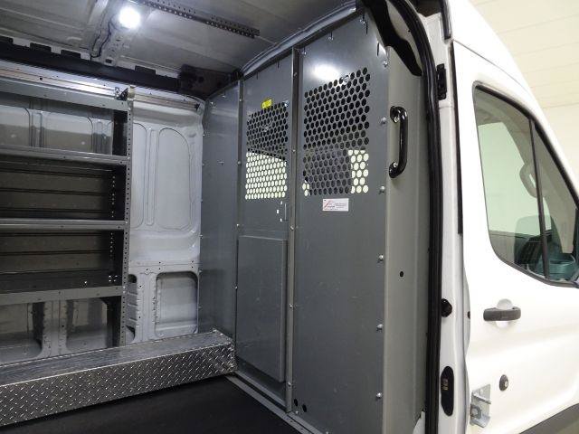 Used 2018 Ford Transit 250 148 Medium Roof RWD image 19
