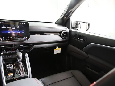 New 2026 Chevrolet Colorado Z71 w/ Z71 Convenience Package 2 AWD/4WD image 15
