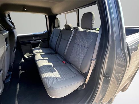 Used 2019 Ford F150 XLT w/ Equipment Group 302A Luxury AWD/4WD image 22
