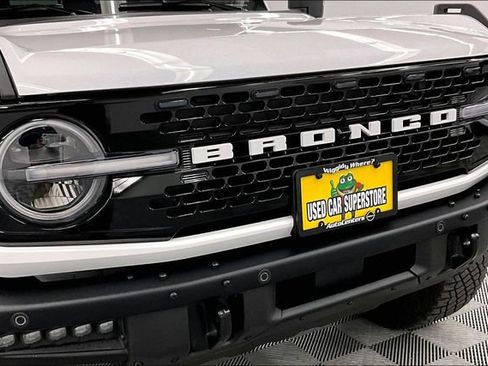 Used 2023 Ford Bronco Wildtrak image 33