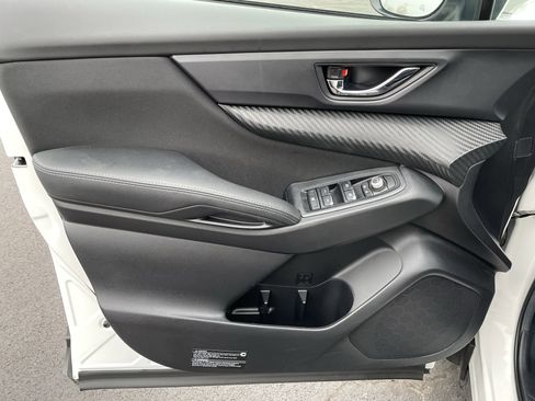 Used 2024 Subaru Ascent Premium w/ Convenience Package image 12