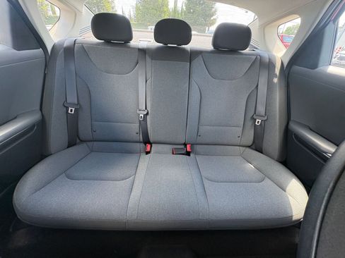 Used 2025 Kia K4 LXS FWD image 38