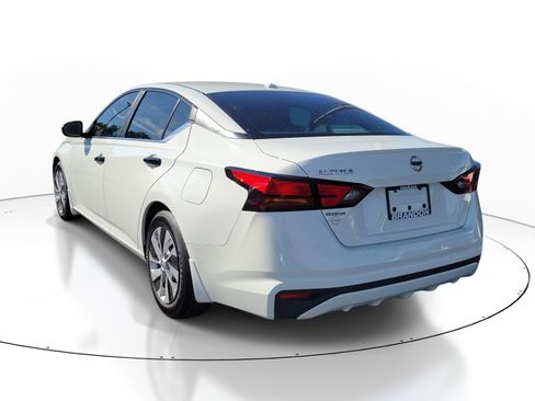 Used 2020 Nissan Altima 2.5 S FWD image 5