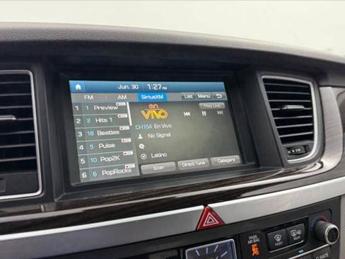 Used 2018 Genesis G80 3.8 RWD image 32
