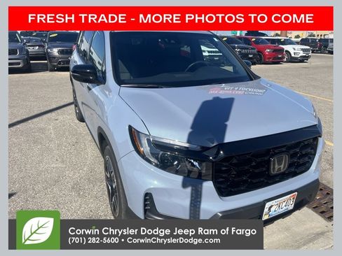 Used 2023 Honda Passport Elite image 1