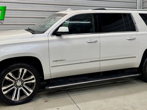 Used 2019 GMC Yukon XL Denali w/ Denali Ultimate Package image 1