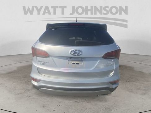 Used 2018 Hyundai Santa Fe Sport FWD image 8