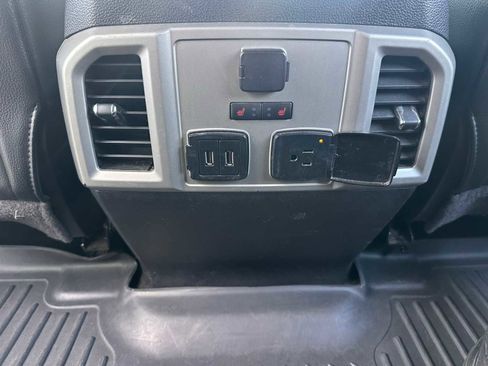 Used 2017 Ford F150 Lariat w/ Equipment Group 502A Luxury image 20