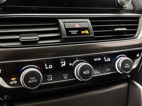 Used 2020 Honda Accord Sport image 21