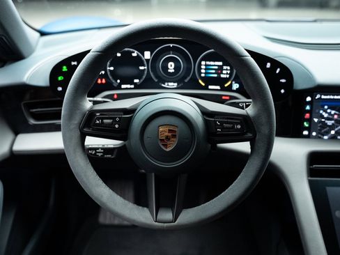 Used 2022 Porsche Taycan 4S image 41