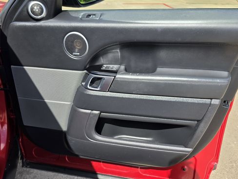 Used 2017 Land Rover Range Rover Sport HSE Dynamic image 32