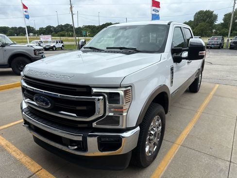Used 2022 Ford F250 King Ranch w/ King Ranch Ultimate Package AWD/4WD image 2