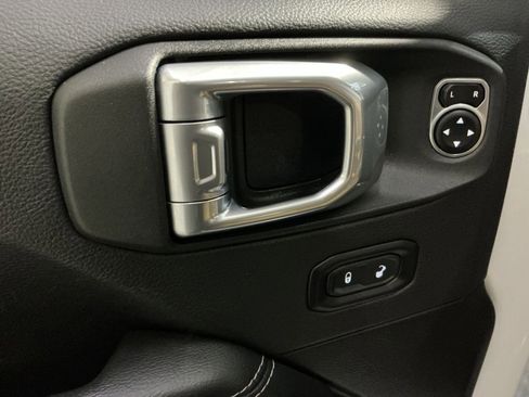 Used 2021 Jeep Wrangler Unlimited Rubicon image 23