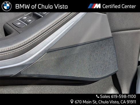 Used 2023 BMW X5 xDrive45e w/ Parking Assistance Package image 18