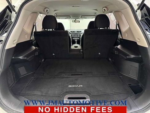 Used 2017 Nissan Rogue S AWD/4WD image 16