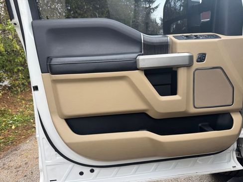 Used 2021 Ford F250 Lariat w/ Lariat Value Package image 24