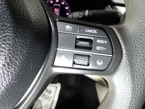 Used 2023 Honda Accord EX image 19