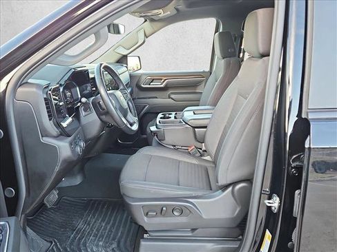 Used 2025 Chevrolet Silverado 1500 LT image 16