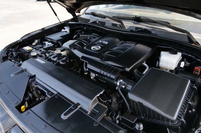 Used 2023 Nissan Armada Platinum w/ Captain's Chairs Package RWD image 52