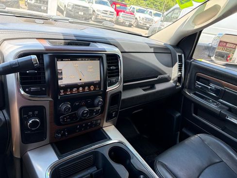 Used 2017 RAM 2500 Laramie w/ Convenience Group AWD/4WD image 32