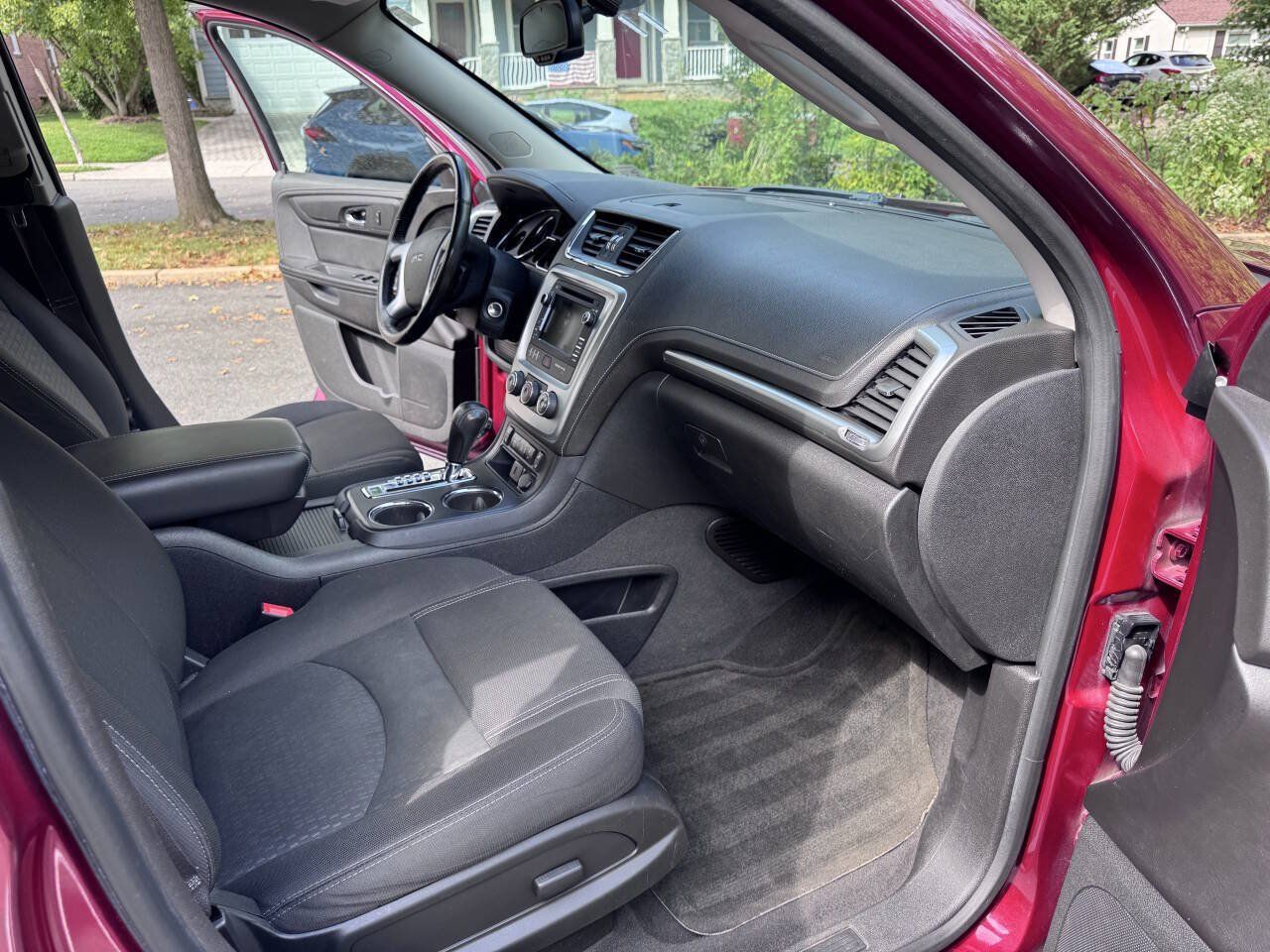 Used 2015 GMC Acadia SLE AWD/4WD image 21