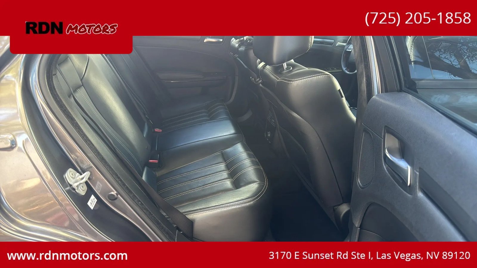 Used 2014 Chrysler 300 S RWD image 12