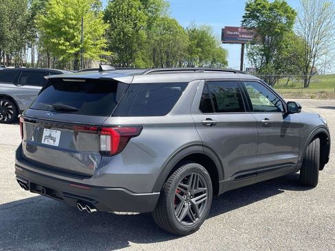 New 2026 Ford Explorer ST AWD/4WD image 3