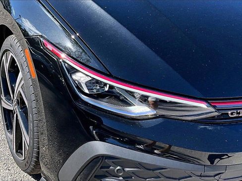 New 2026 Volkswagen GTI SE image 12