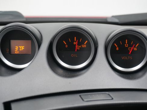 Used 2003 Nissan 350Z Touring image 13