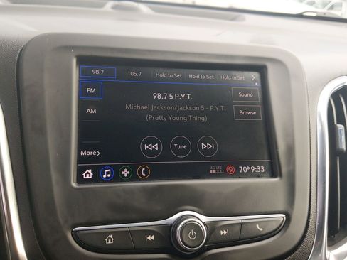 Certified 2021 Chevrolet Equinox LS w/ LS Convenience Package image 27