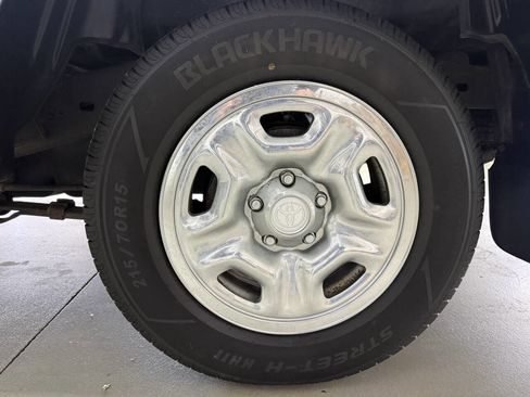 Used 2012 Toyota Tacoma 2WD Regular Cab image 21