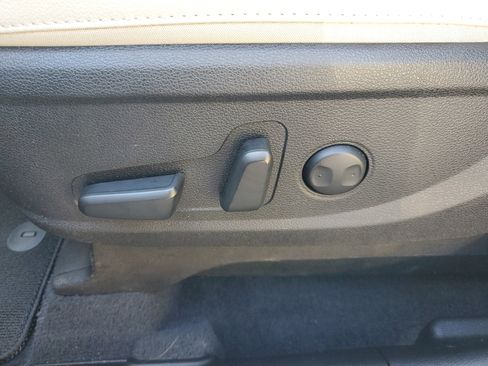 Certified 2022 Kia Telluride EX w/ EX Premium Package image 25