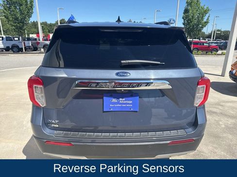 Certified 2021 Ford Explorer XLT w/ Equipment Group 202A RWD image 5