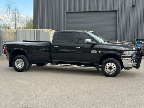 Used 2016 RAM 3500 Laramie Longhorn AWD/4WD image 7