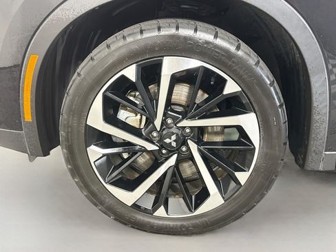 Used 2024 Mitsubishi Outlander SE FWD image 38
