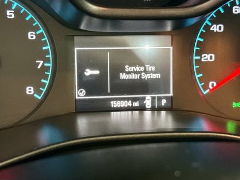 Used 2017 GMC Canyon 2WD Crew Cab w/ Convenience Package image 12