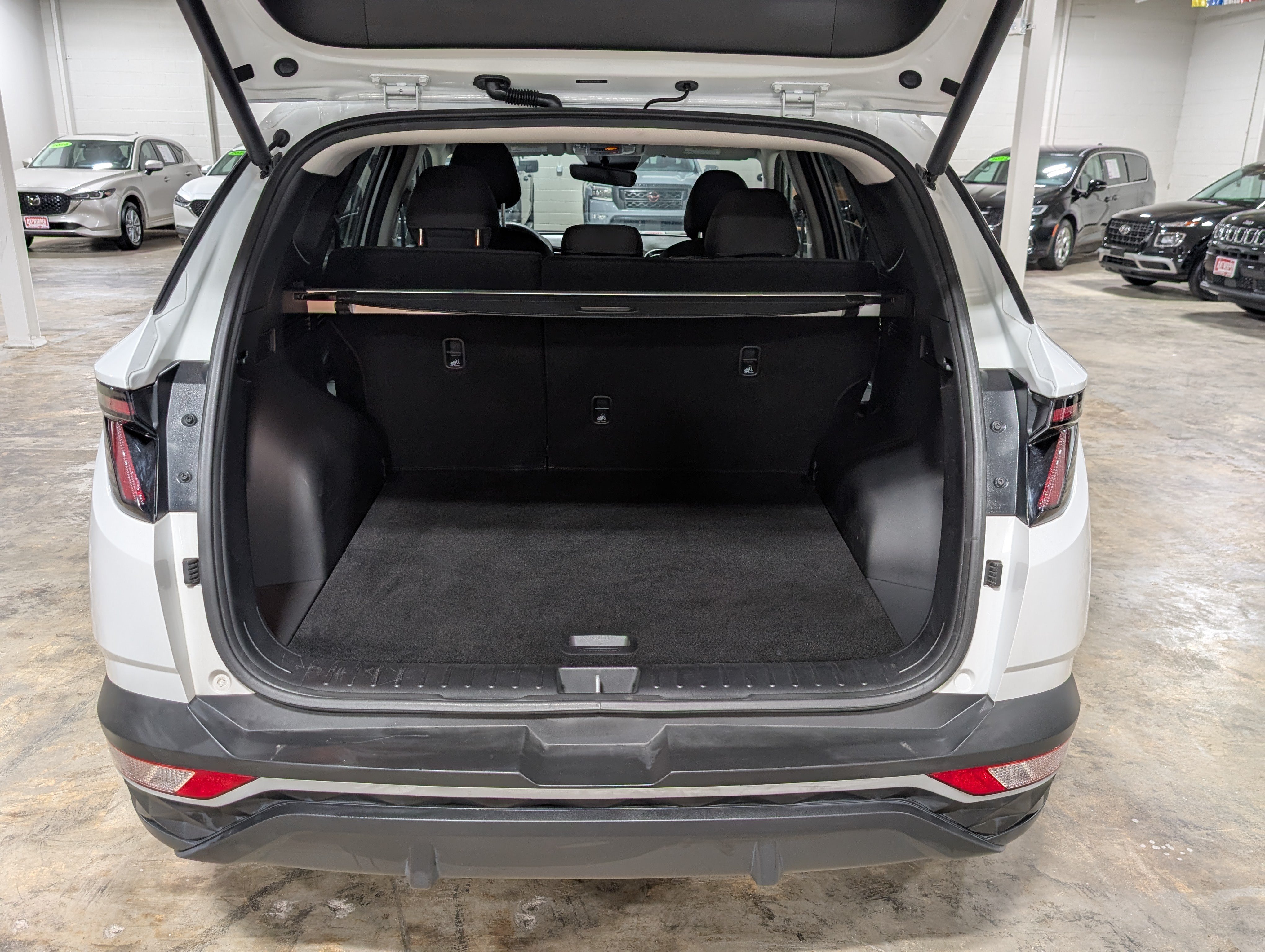 Used 2023 Hyundai Tucson SEL FWD image 12