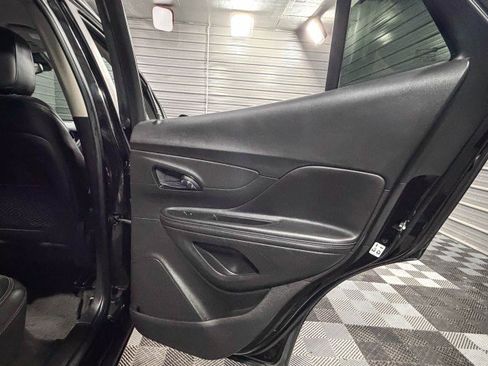 Used 2018 Buick Encore Preferred image 33