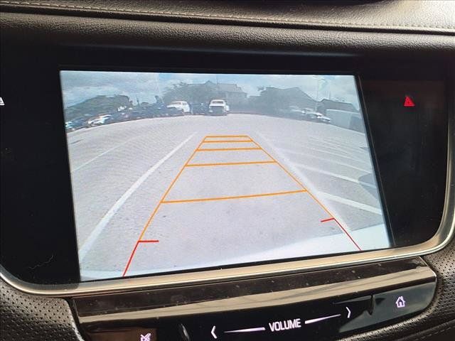Used 2017 Cadillac XT5 FWD image 10