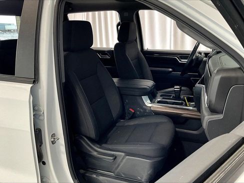 Used 2024 Chevrolet Silverado 1500 LT Trail Boss w/ Protection Package image 16