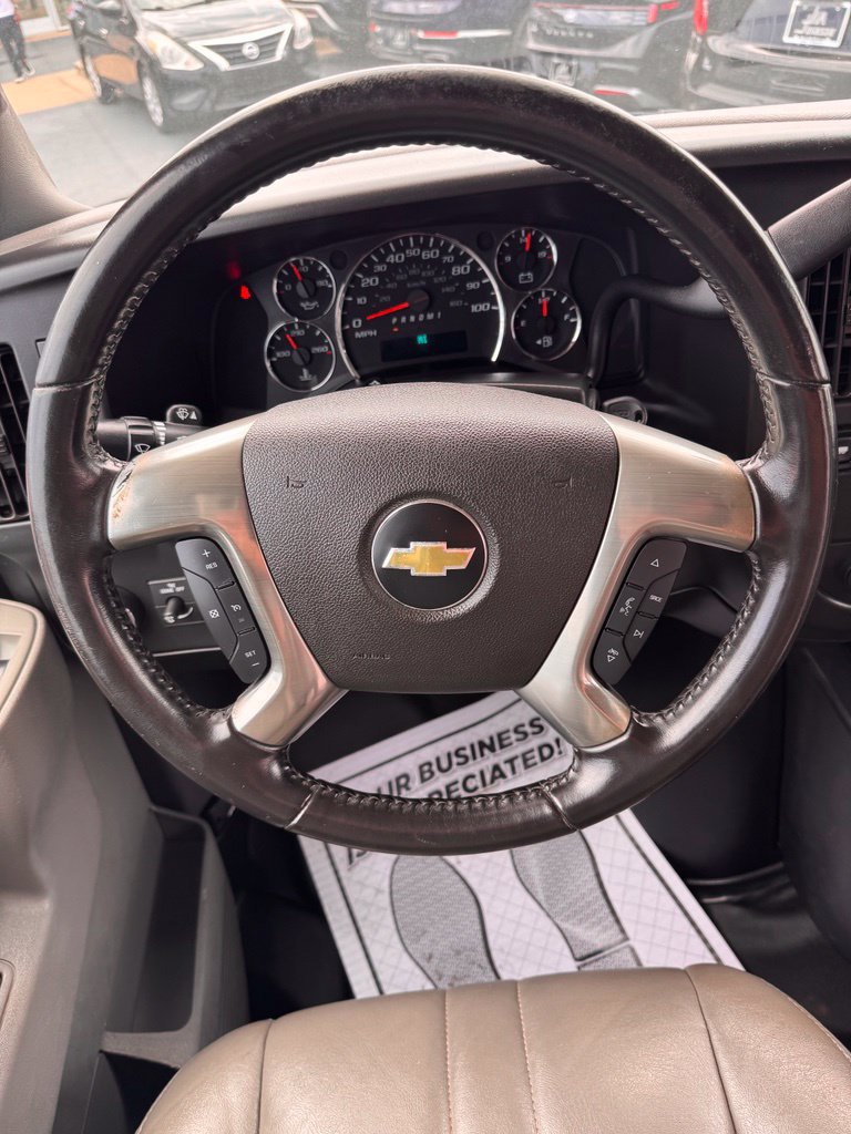 Used 2019 Chevrolet Express 2500 LS RWD image 21