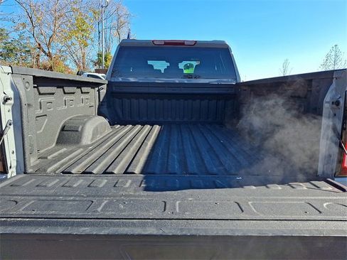 Certified 2025 GMC Sierra 2500 SLE w/ SLE Convenience Package image 28