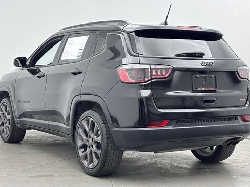 Used 2021 Jeep Compass Latitude w/ Driver Assistance Group FWD image 5