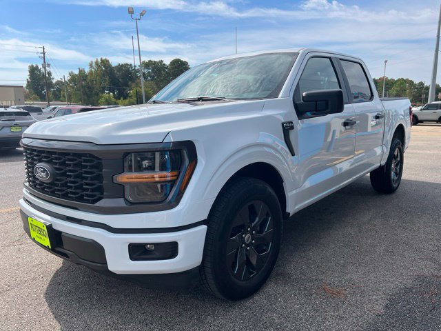 Used 2025 Ford F150 STX w/ Equipment Group 200A RWD image 3