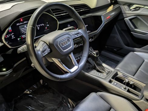 Used 2023 Audi Q3 2.0T Premium Plus w/ Premium Plus Package image 4